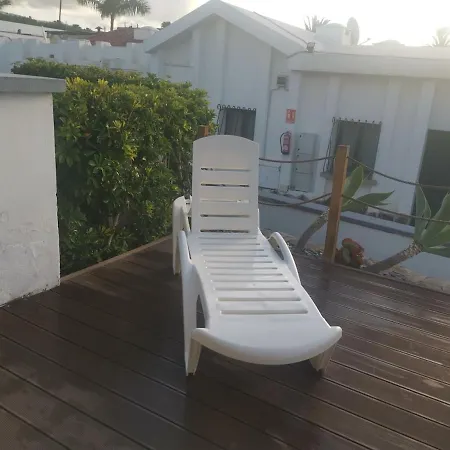 In בית נופש *